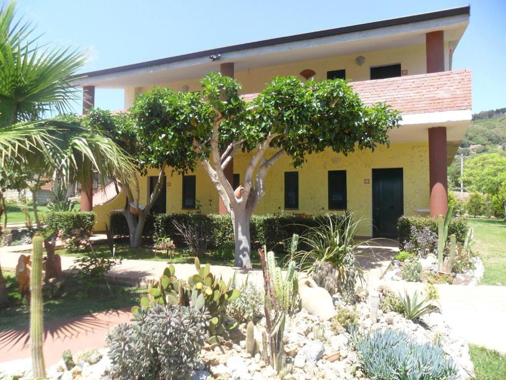 Residence Heaven Ricadi Exterior foto